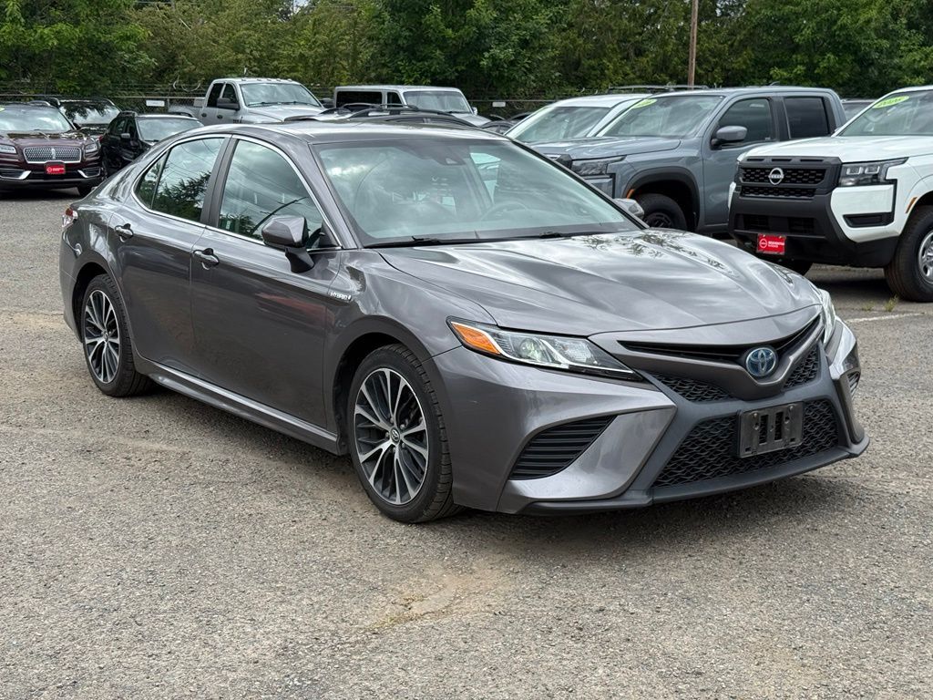 2020 TOYOTA Camry