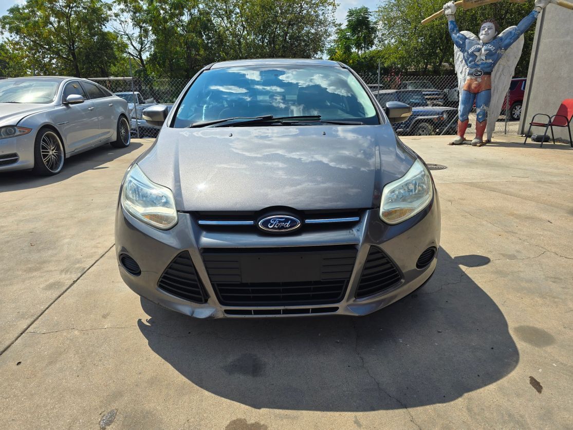 2014 FORD Focus