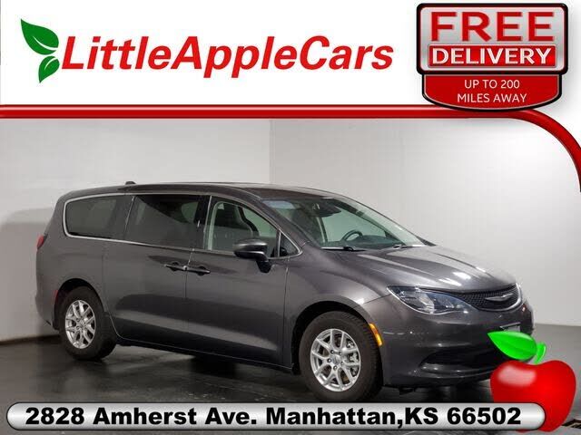 2023 CHRYSLER Voyager
