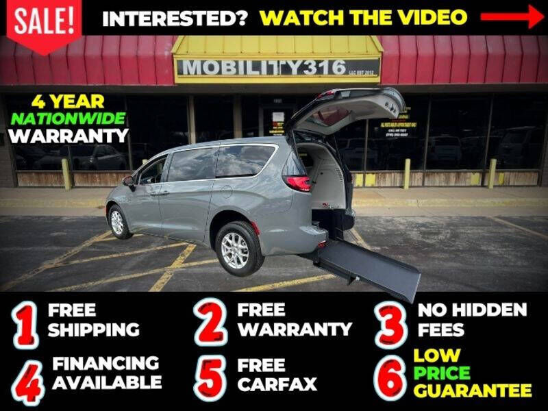 2023 CHRYSLER Pacifica