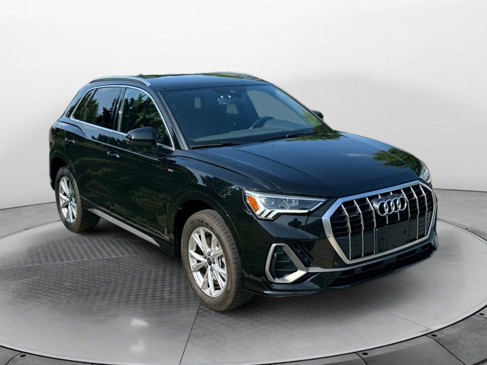 2024 AUDI Q3
