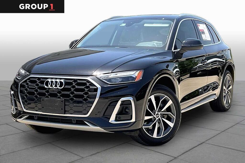 2022 AUDI Q5