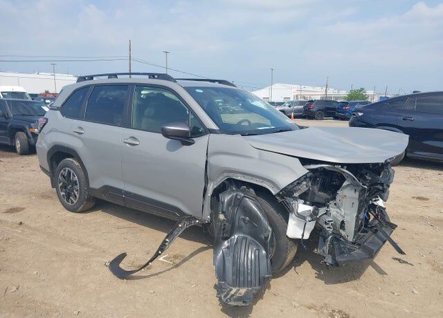 2025 SUBARU Forester