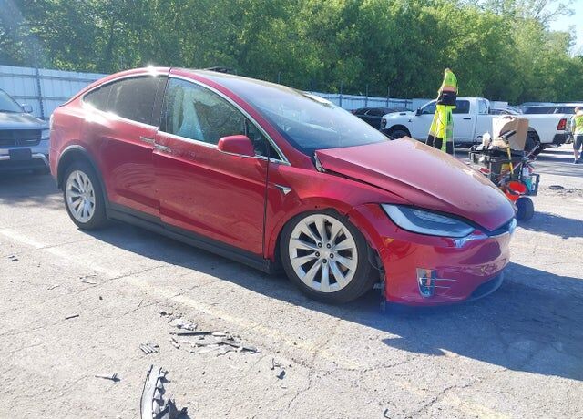 2019 TESLA Model X