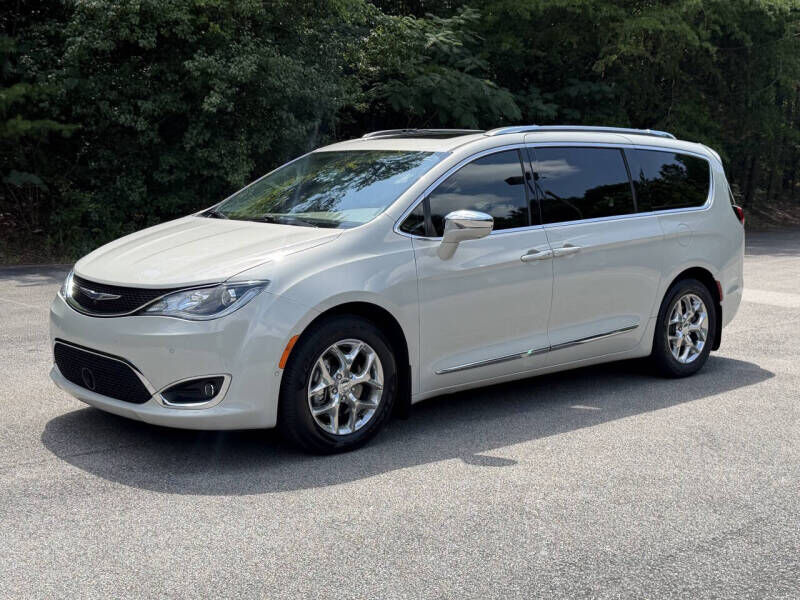 2019 CHRYSLER Pacifica