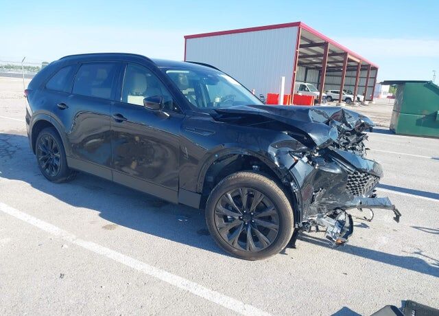 2026 MAZDA CX-90