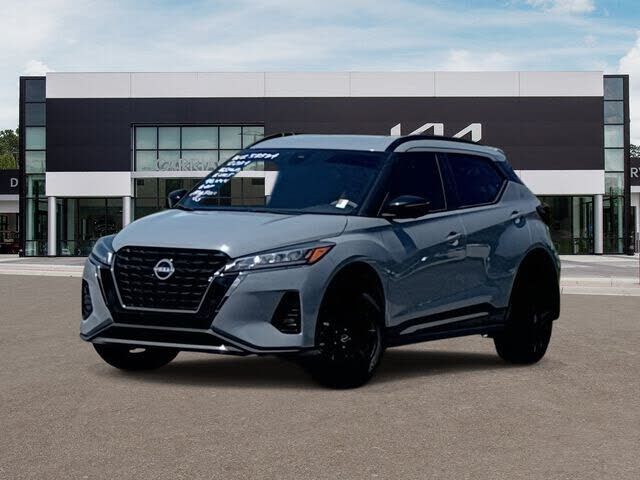 2024 NISSAN Kicks