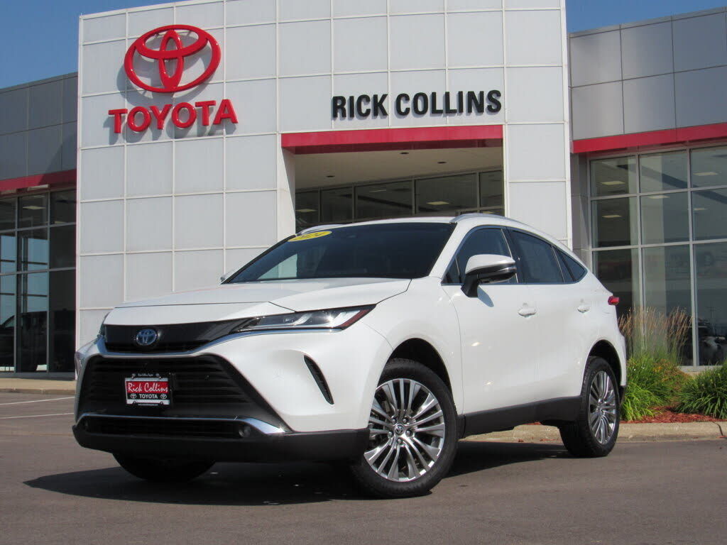 2024 TOYOTA Venza