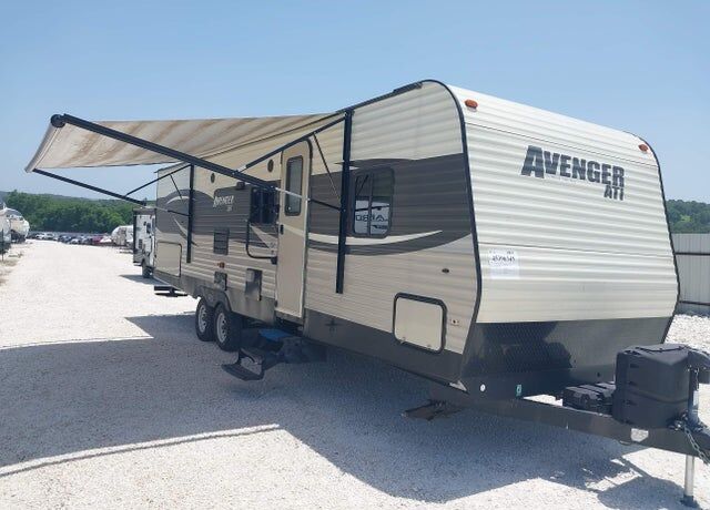 2017 FOREST RIVER Avenger