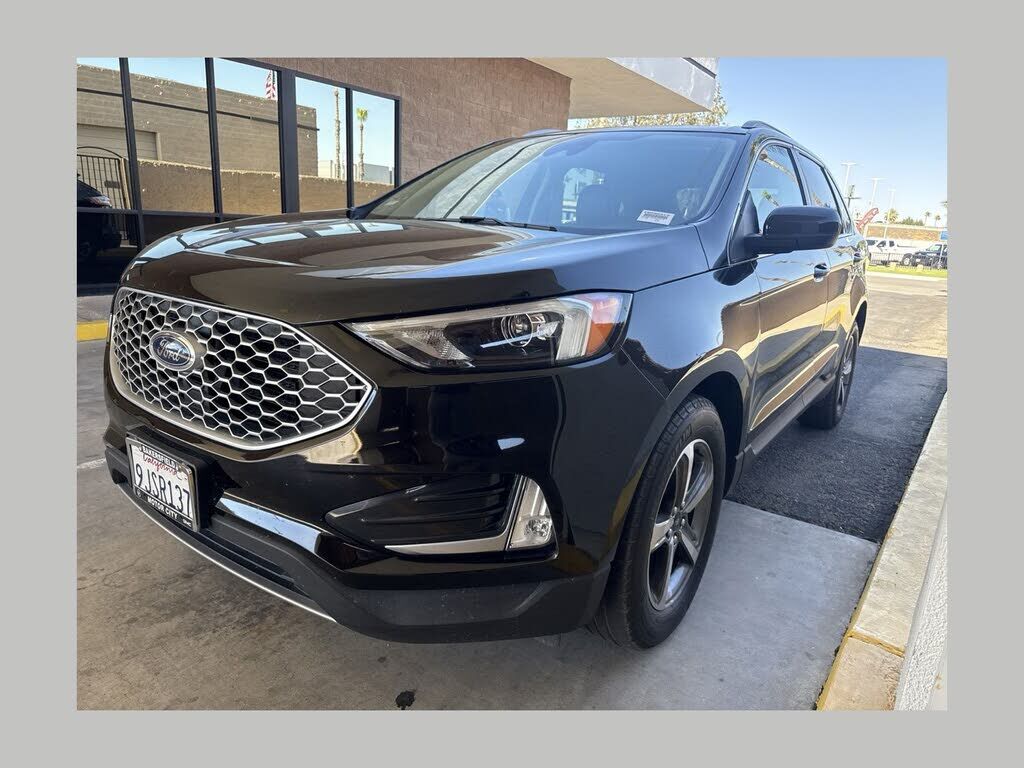 2024 FORD Edge