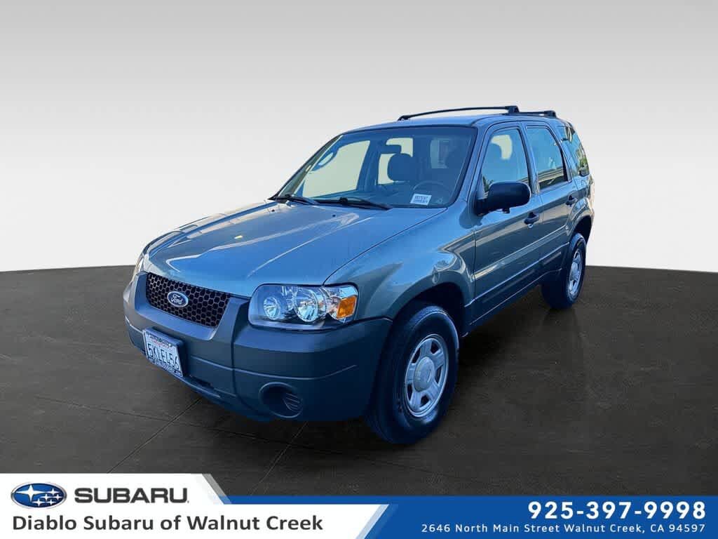 2005 FORD Escape