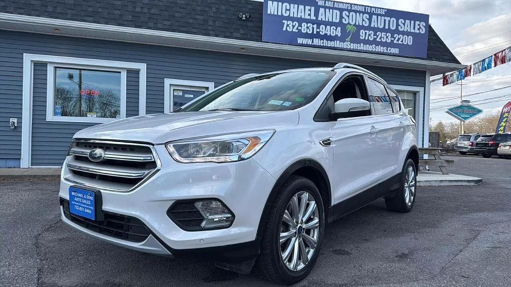 2017 FORD Escape
