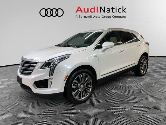 2017 CADILLAC XT5