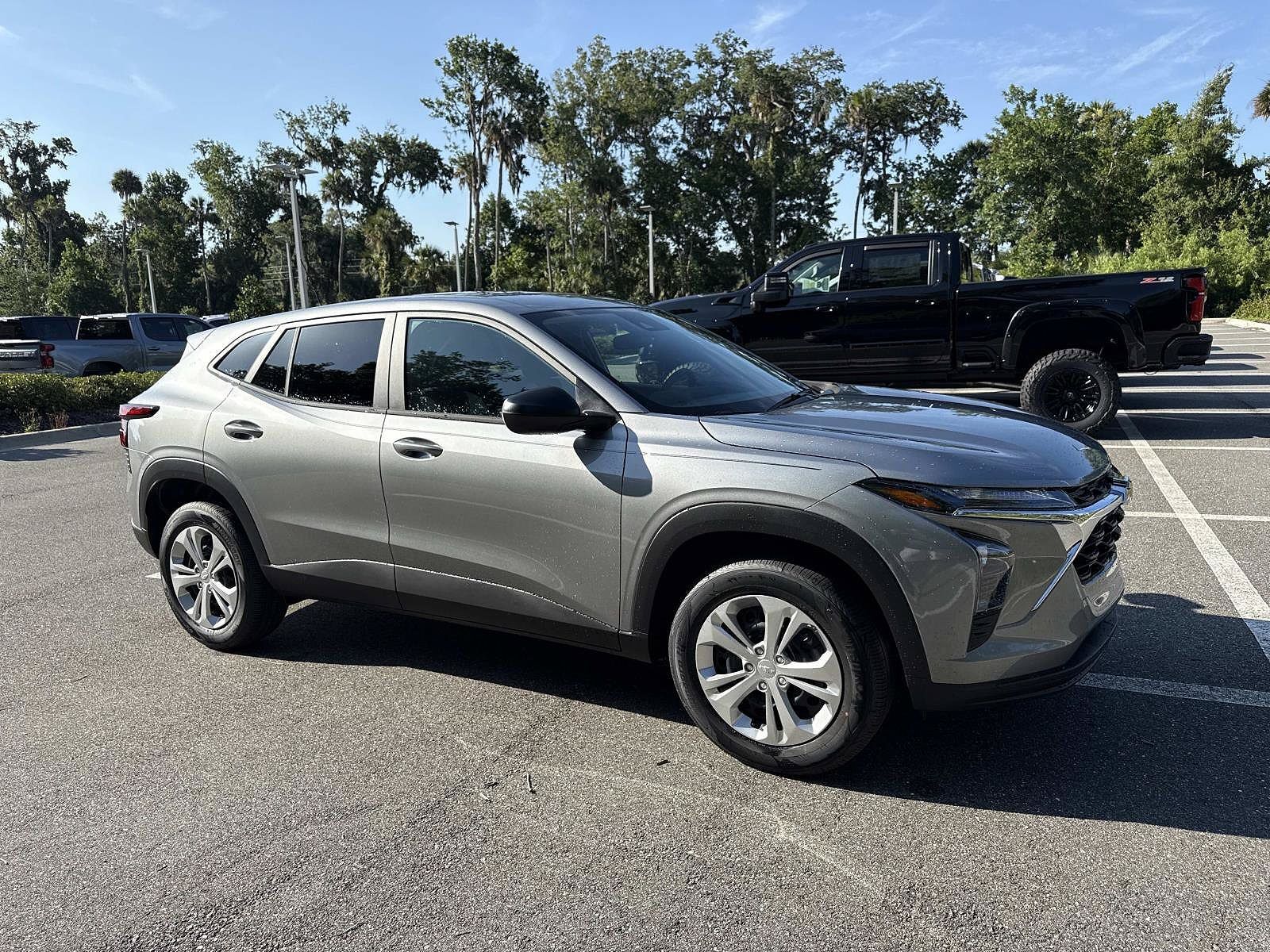 2026 CHEVROLET Trax