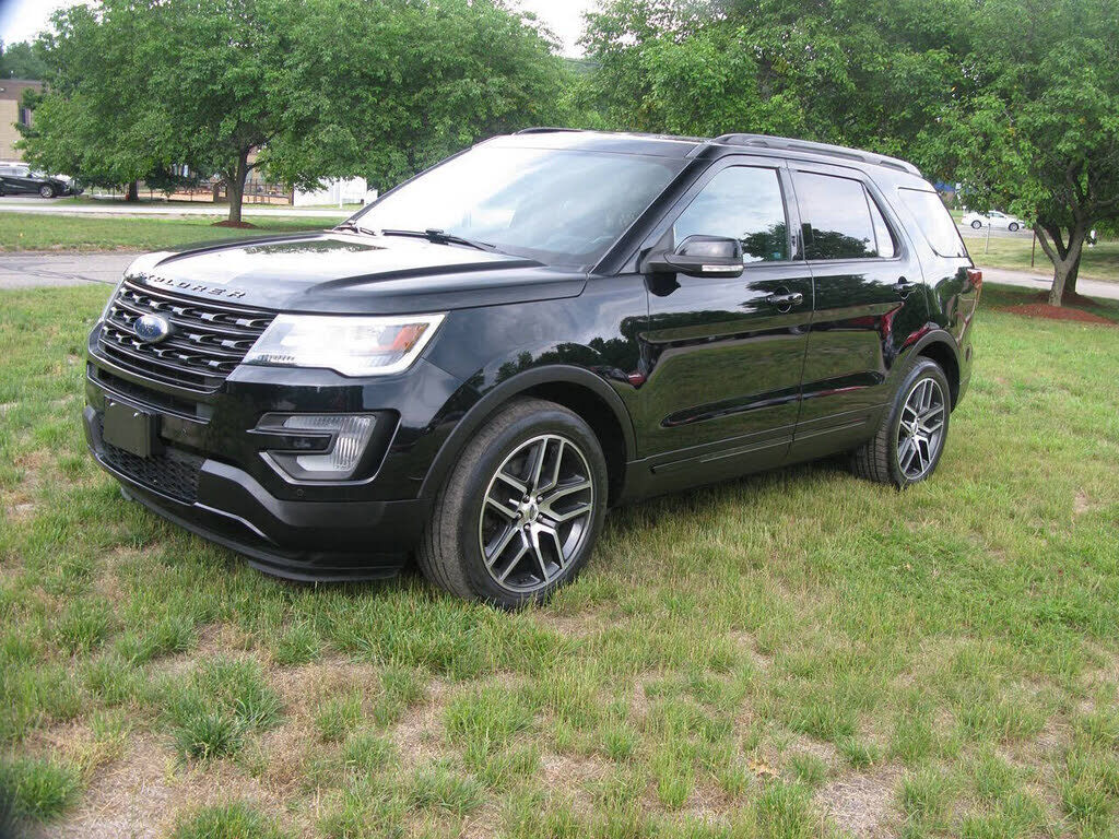 2017 FORD Explorer