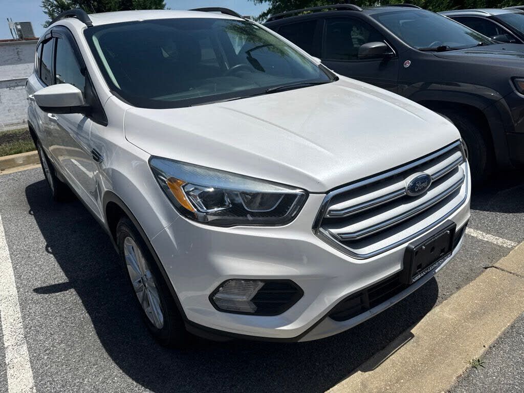 2019 FORD Escape
