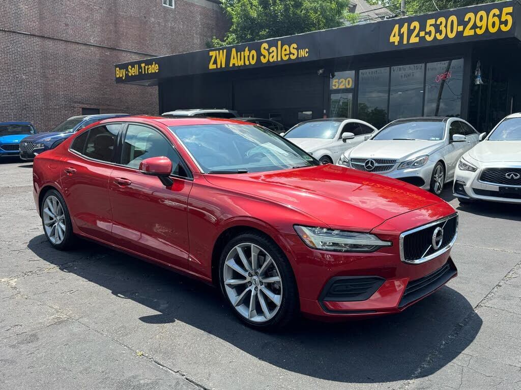 2019 VOLVO S60