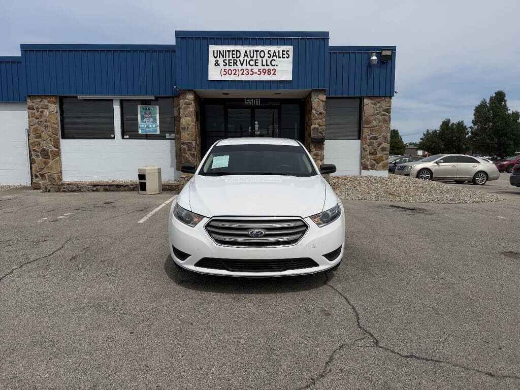 2015 FORD Taurus