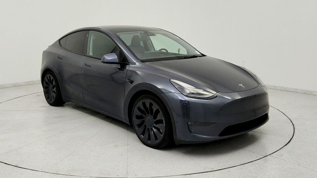 2022 TESLA Model Y