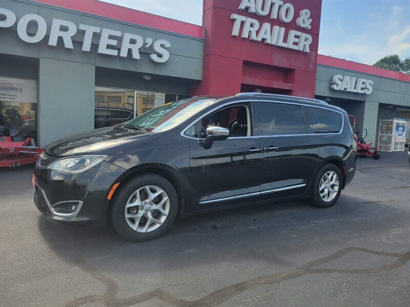 2019 CHRYSLER Pacifica