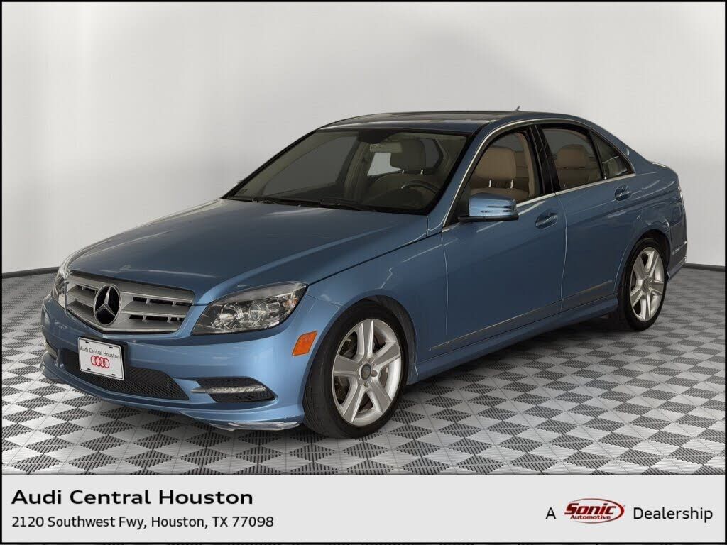2011 MERCEDES-BENZ C-Class