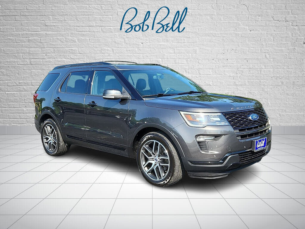 2018 FORD Explorer