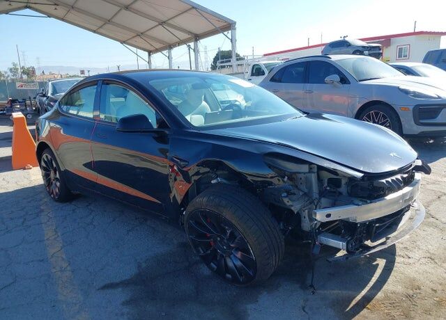 2023 TESLA Model 3