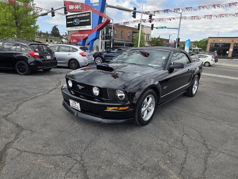 2008 FORD Mustang