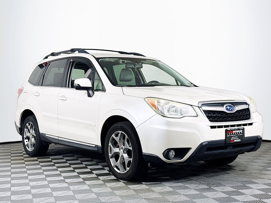 2015 SUBARU Forester