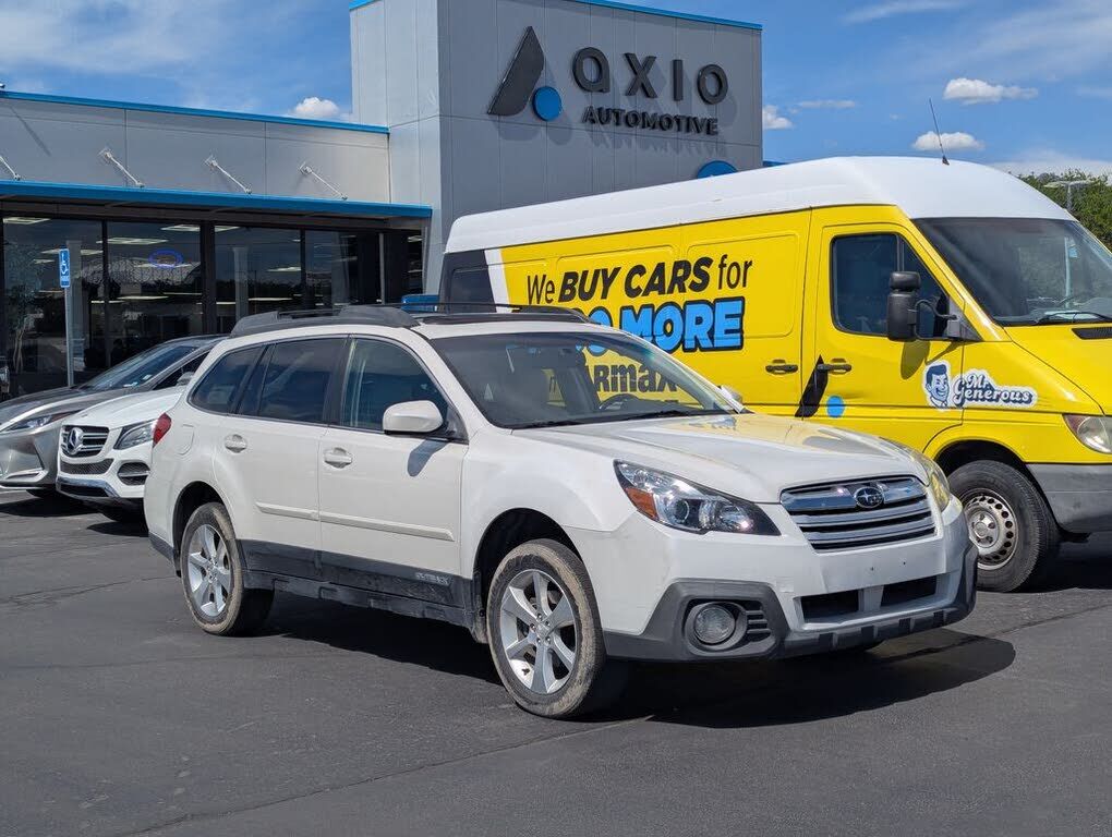 2014 SUBARU Outback