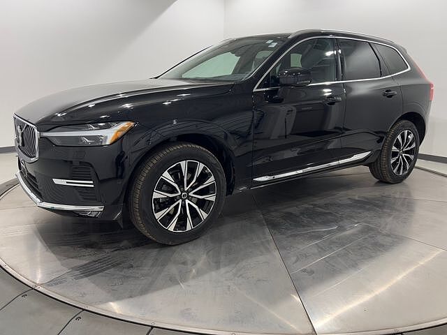2023 VOLVO XC60