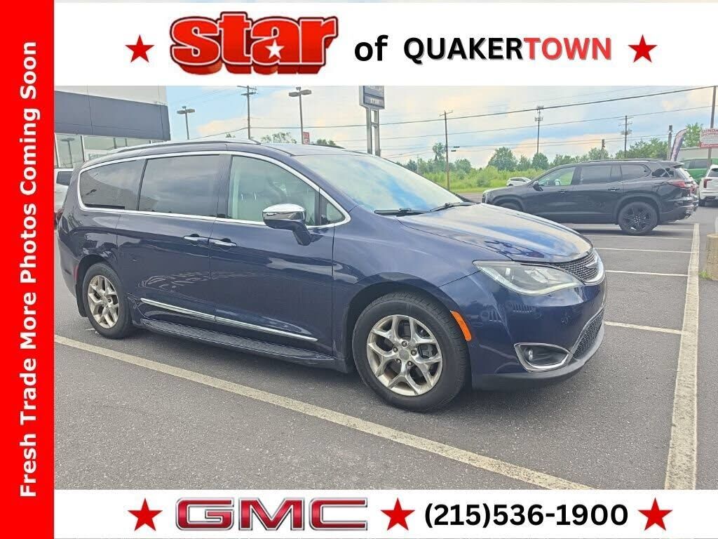2017 CHRYSLER Pacifica