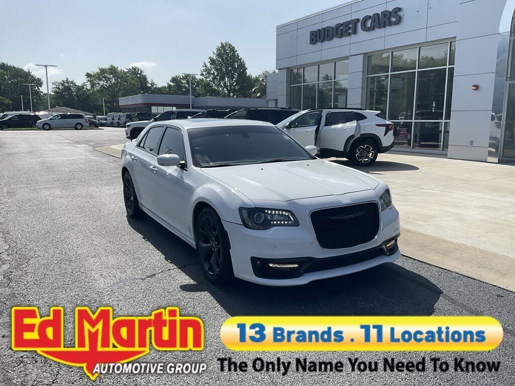 2022 CHRYSLER 300