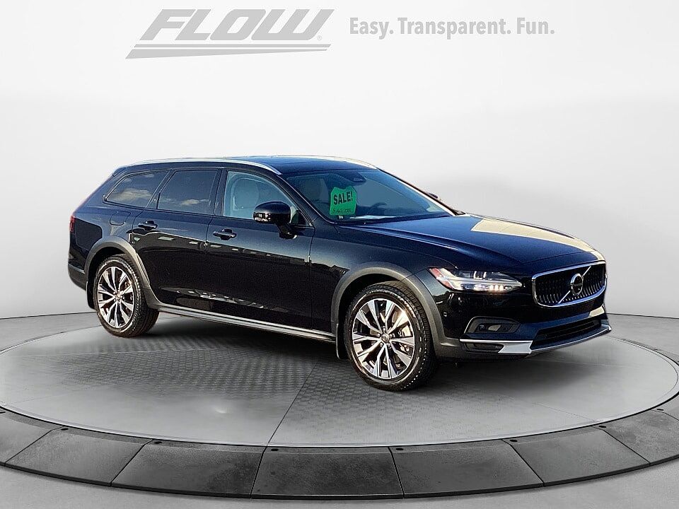 2023 VOLVO V90CC