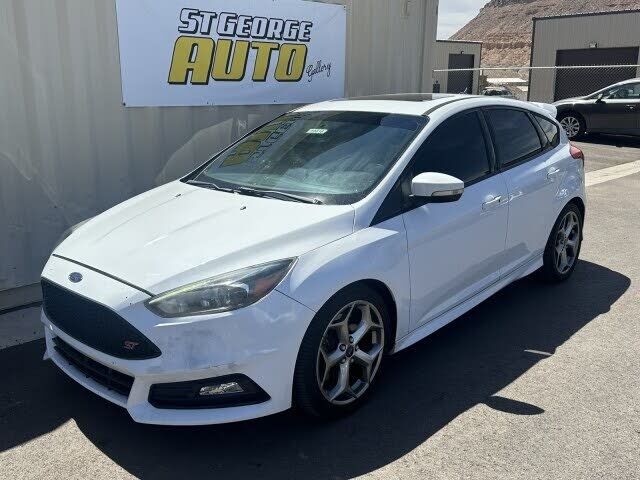 2017 FORD Focus