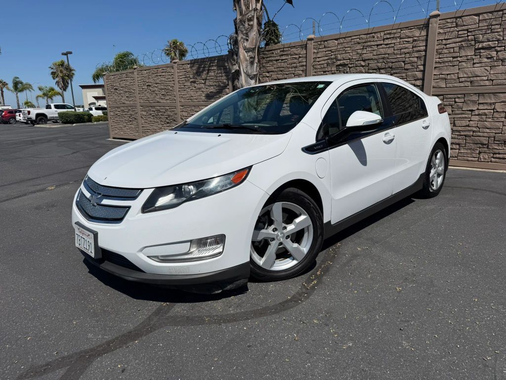 2013 CHEVROLET Volt