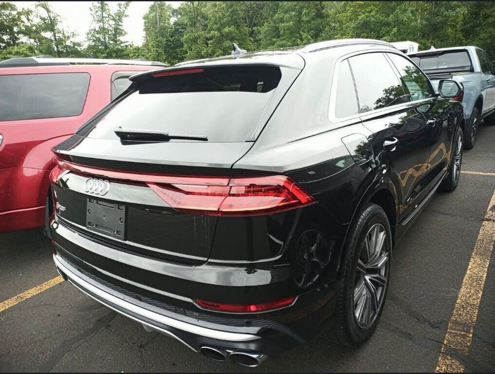 2023 Audi SQ8