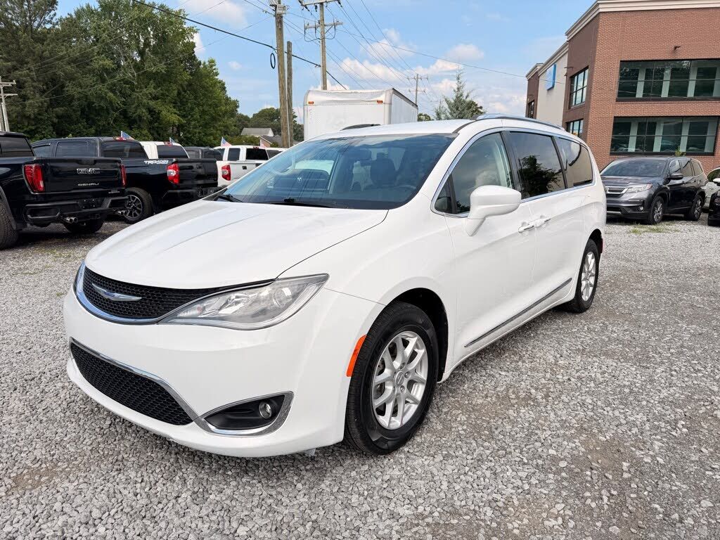 2020 CHRYSLER Pacifica