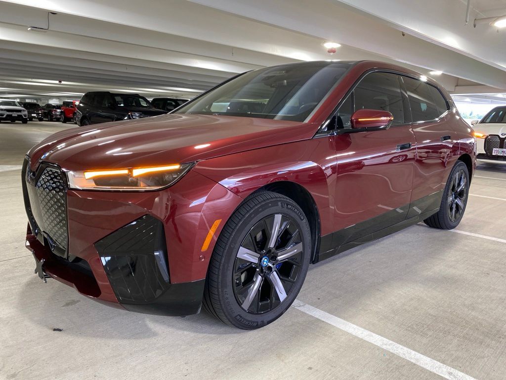 2024 BMW ix