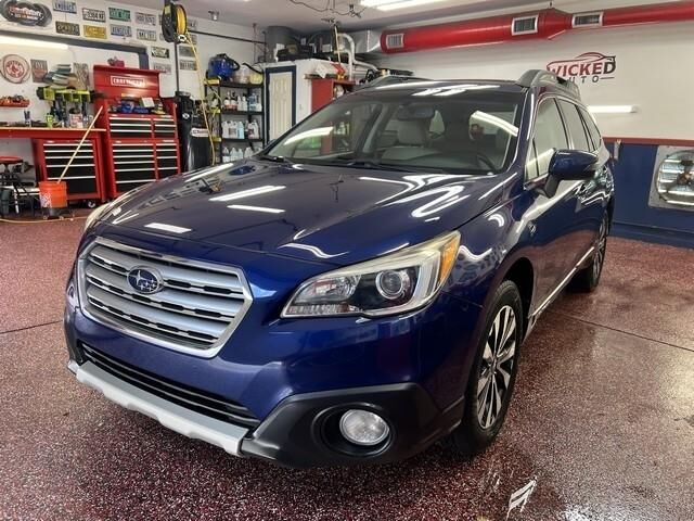 2015 SUBARU Outback