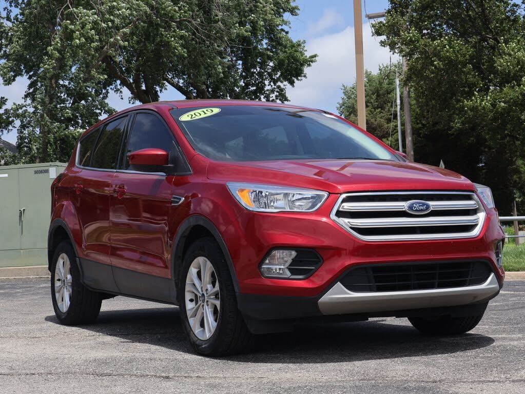 2019 FORD Escape