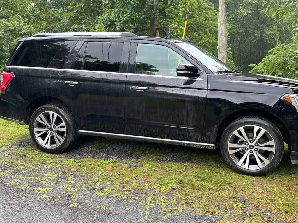 2021 FORD Expedition