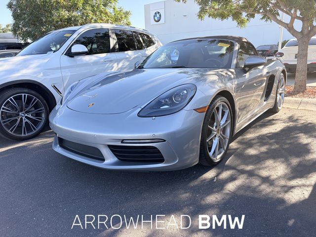 2018 PORSCHE 718