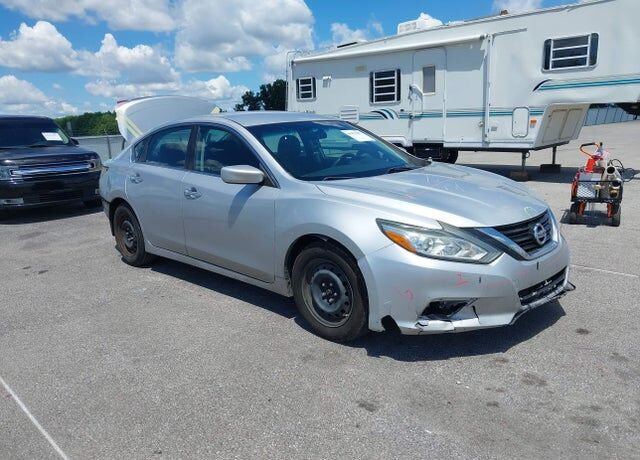 2017 NISSAN Altima
