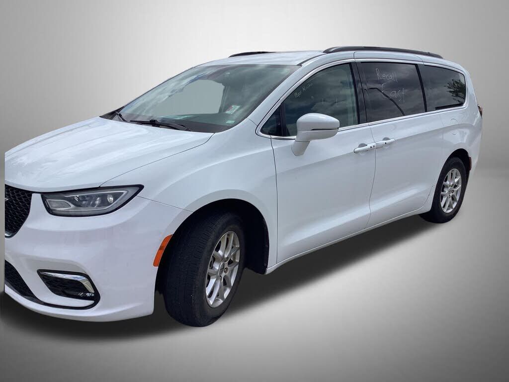 2022 CHRYSLER Pacifica