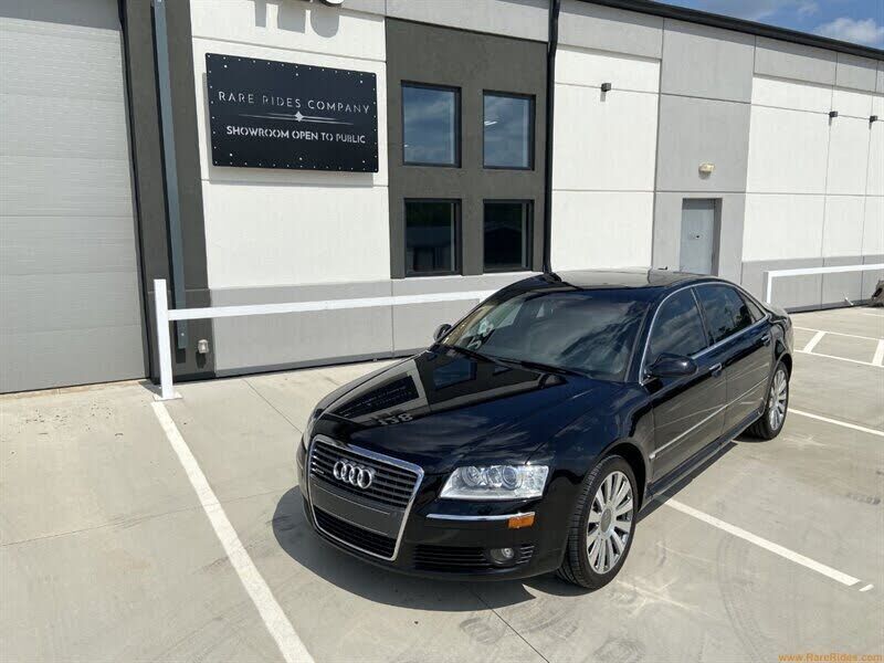 2006 AUDI A8