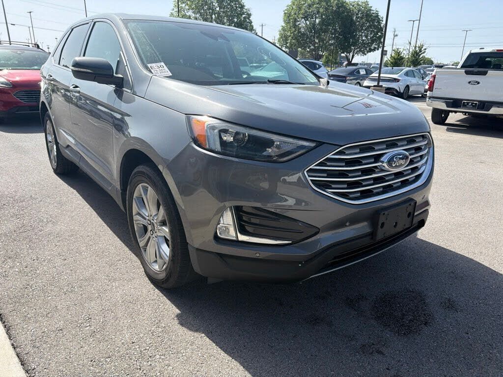2023 FORD Edge