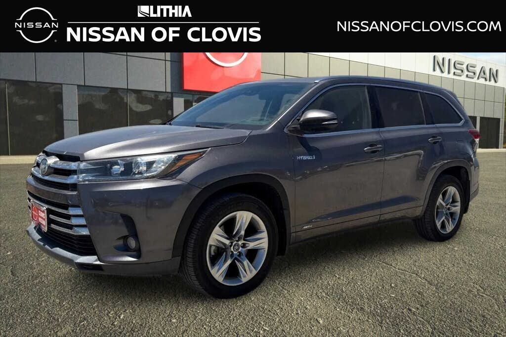 2017 TOYOTA Highlander