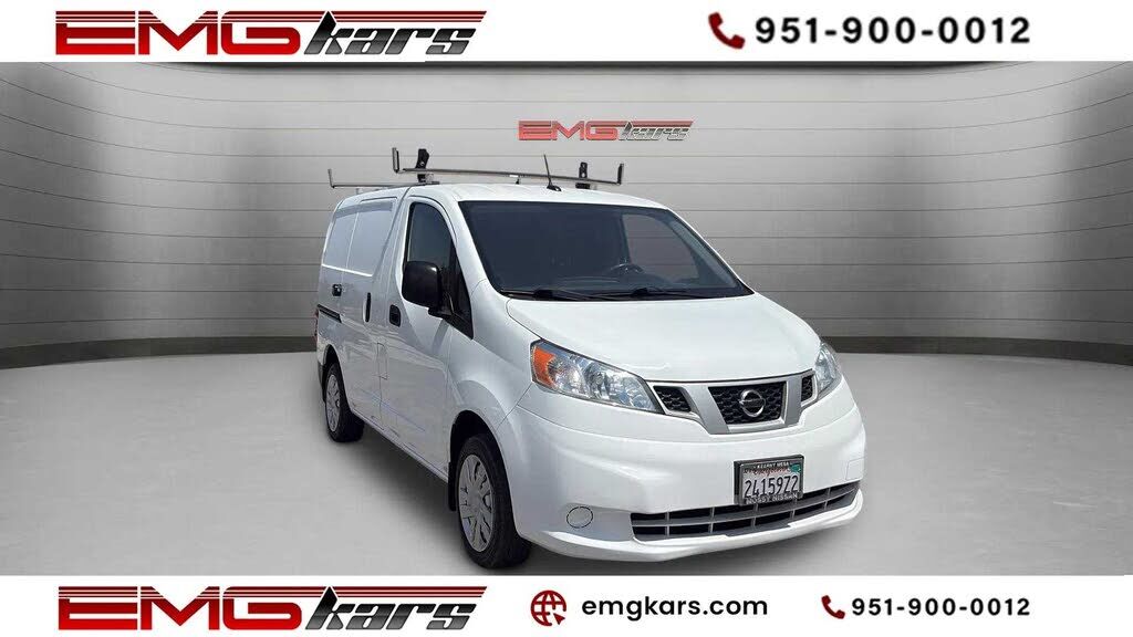 2020 NISSAN NV200