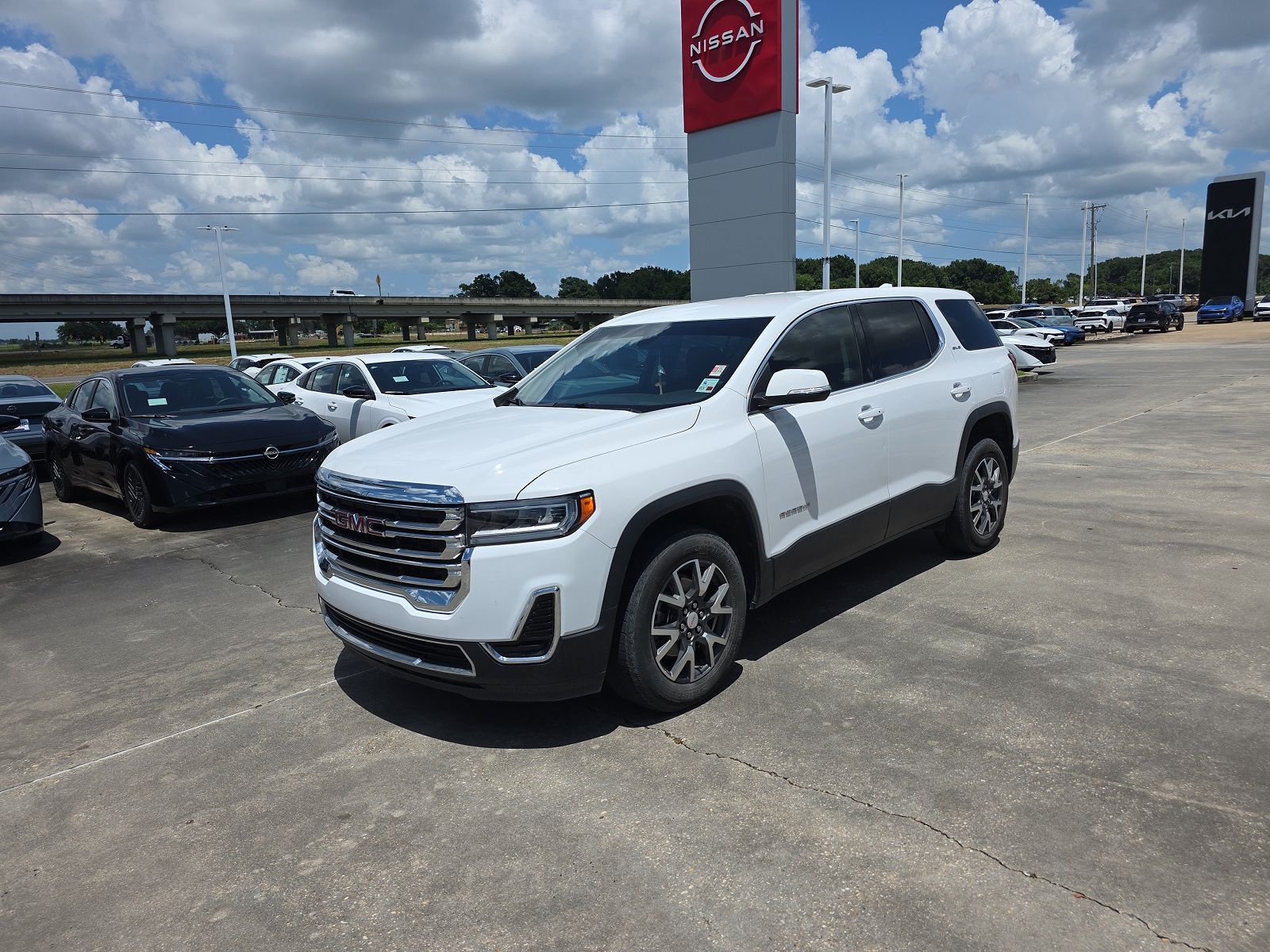 2023 GMC Acadia